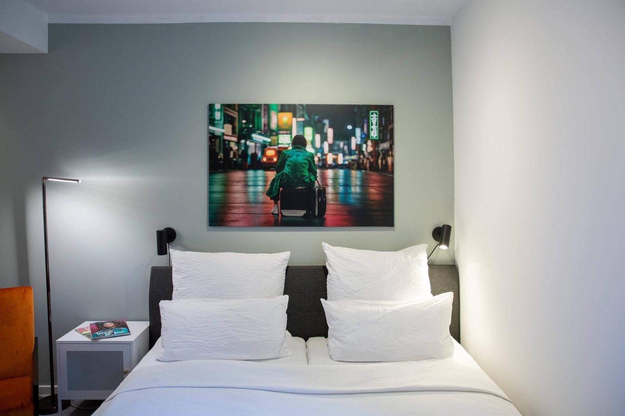 Have-a-nice-stay - Souterrain, Kino An Der Natur, U-bahn Nach Hamburg 400m - Baecker & Restaurants 500m - Lidl 800m - Zentrum 1,5km Ahrensburg