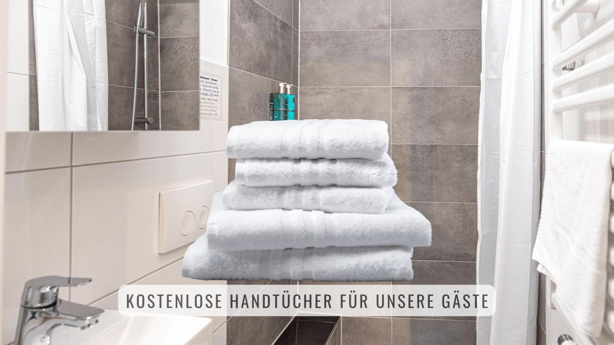 Have-a-nice-stay - Souterrain, Kino An Der Natur, U-bahn Nach Hamburg 400m - Baecker & Restaurants 500m - Lidl 800m - Zentrum 1,5km Apartment *